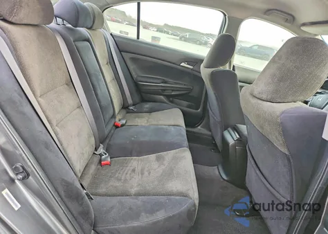 2008 Honda Accord Lxp z USA, uszkodzony, nr VIN JHMCP26488C008452